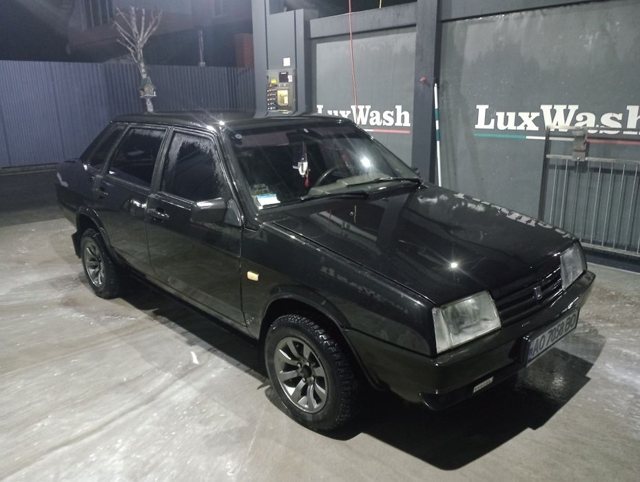 Продам ваз 21099