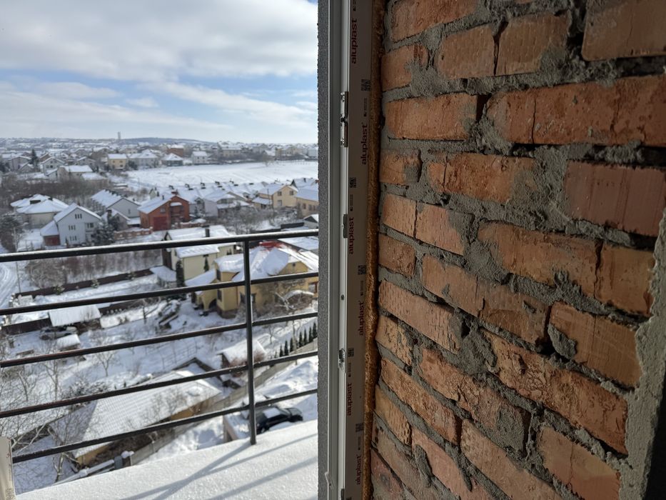 Продаж 3-к квартири в новобудові