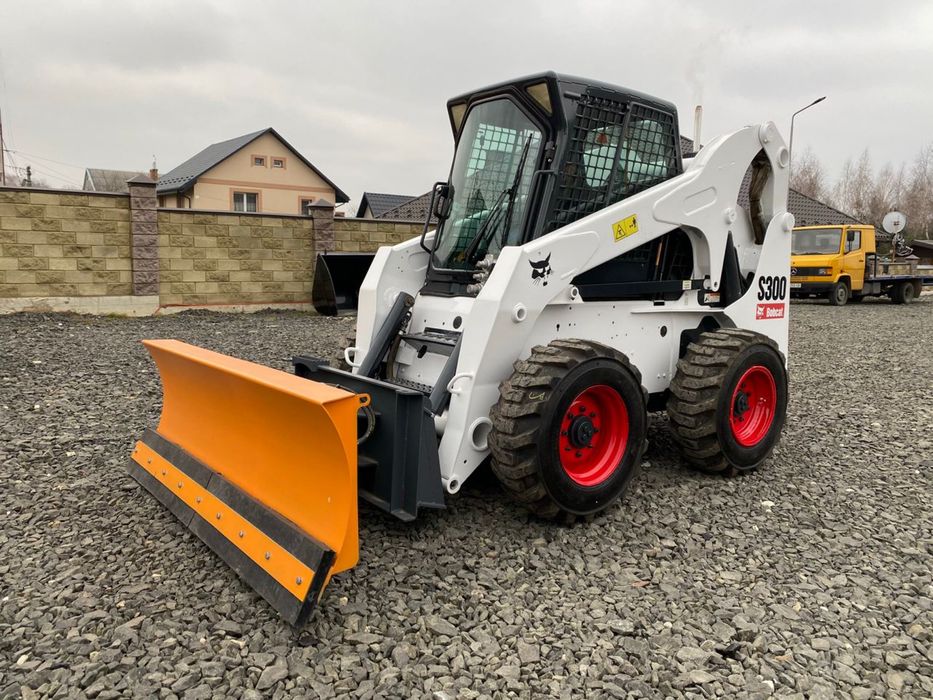 Аренда услуги гидромолота минипогрузчик бобкет