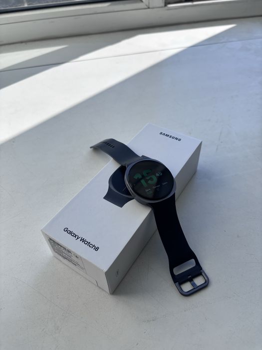 Samsung Galaxy Z Flip 7 256GB + Galaxy Watch 8