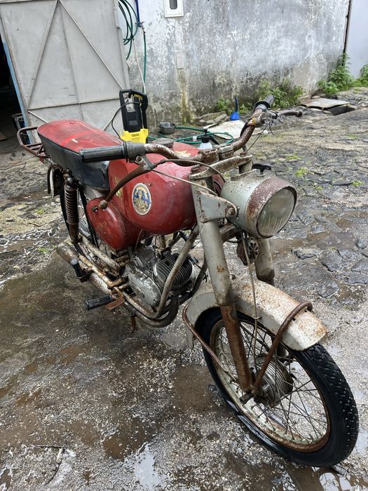 Sachs Dunia Nagociavel