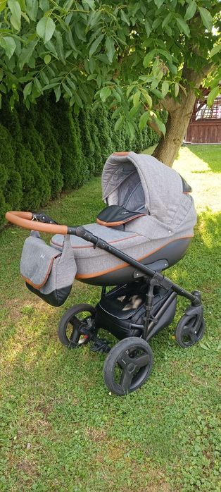 Wózek dziecięcy 2w1 Bexa Ideal