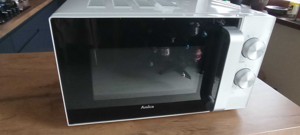 Kuchenka mikrofalowa mikrofala