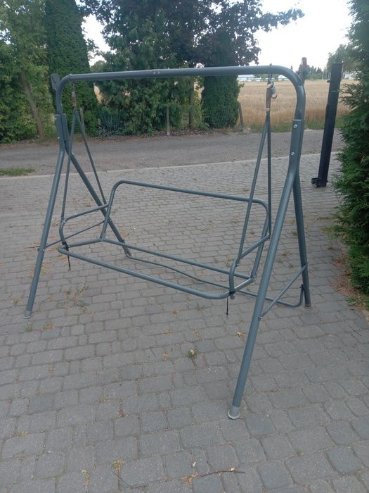 Huśtawka ogrodowa metalowa