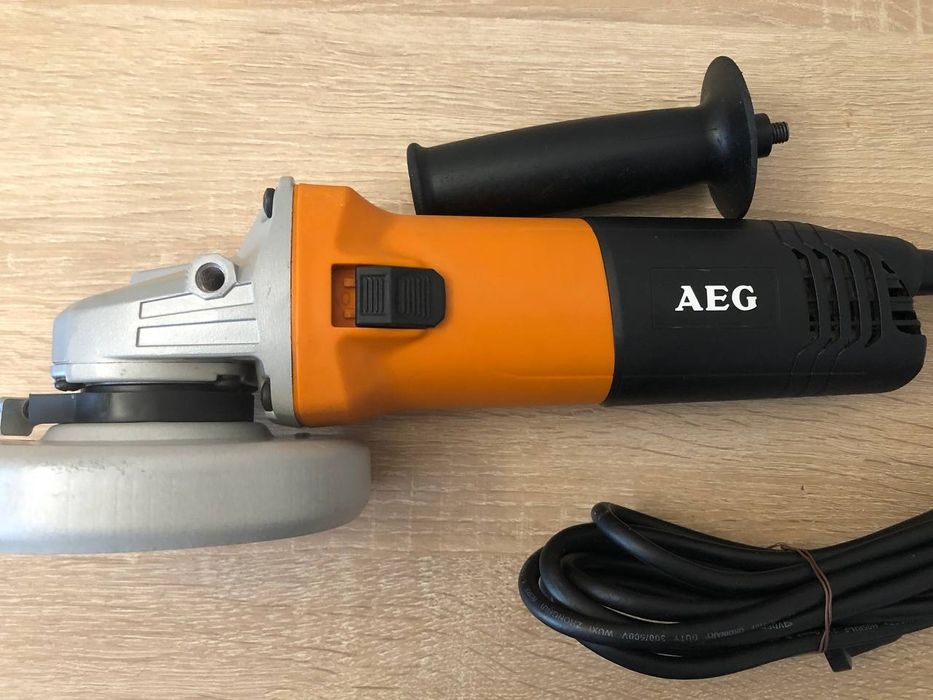 Електроінструмент AEG WS 12 - 125 Болгарка