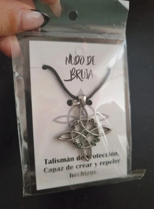 Colar Amuleto, Nó de bruxa