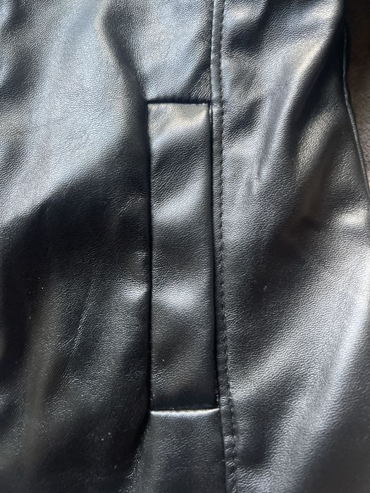 Курточка на девочку