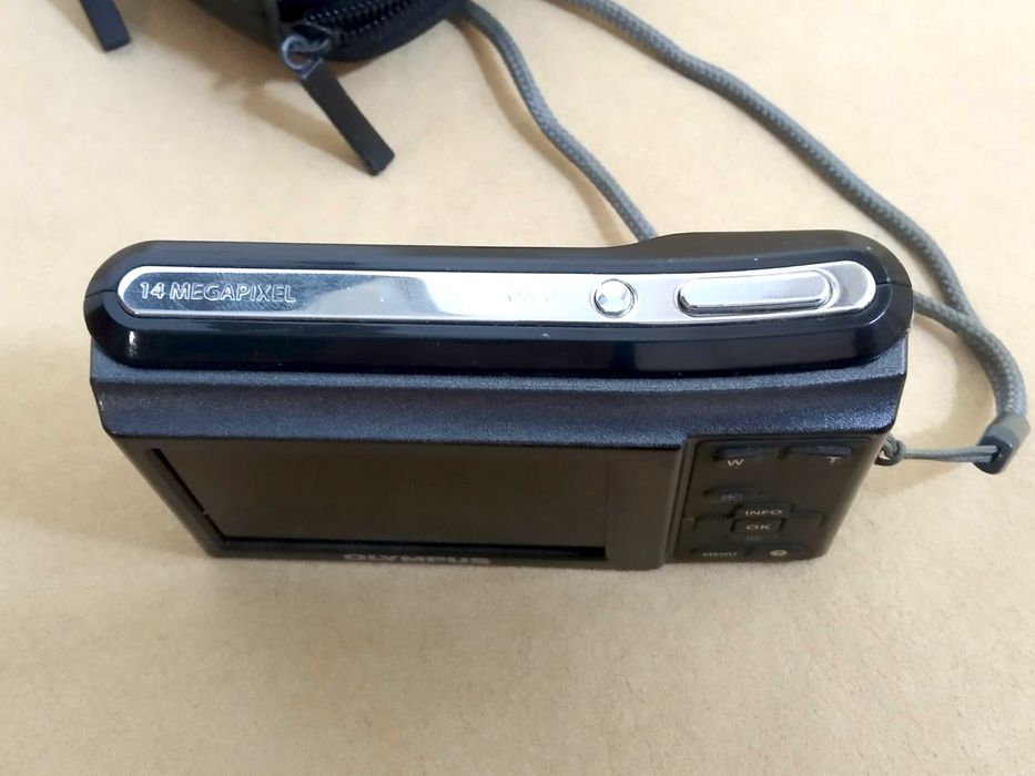 Camera OLYMPUS  X-43  14 megapixel