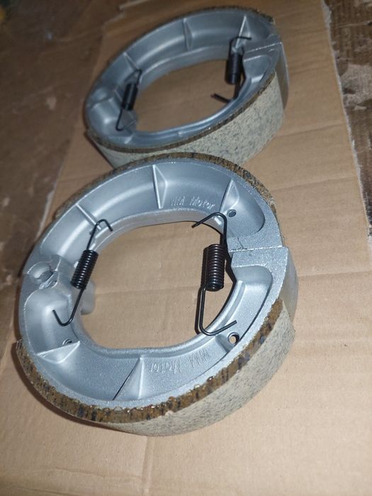 Fabrycznie nowe 2kpl szczeki hamulcowe kola wsk125 175 pl