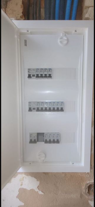 Serviços Elétricos64639686310274122