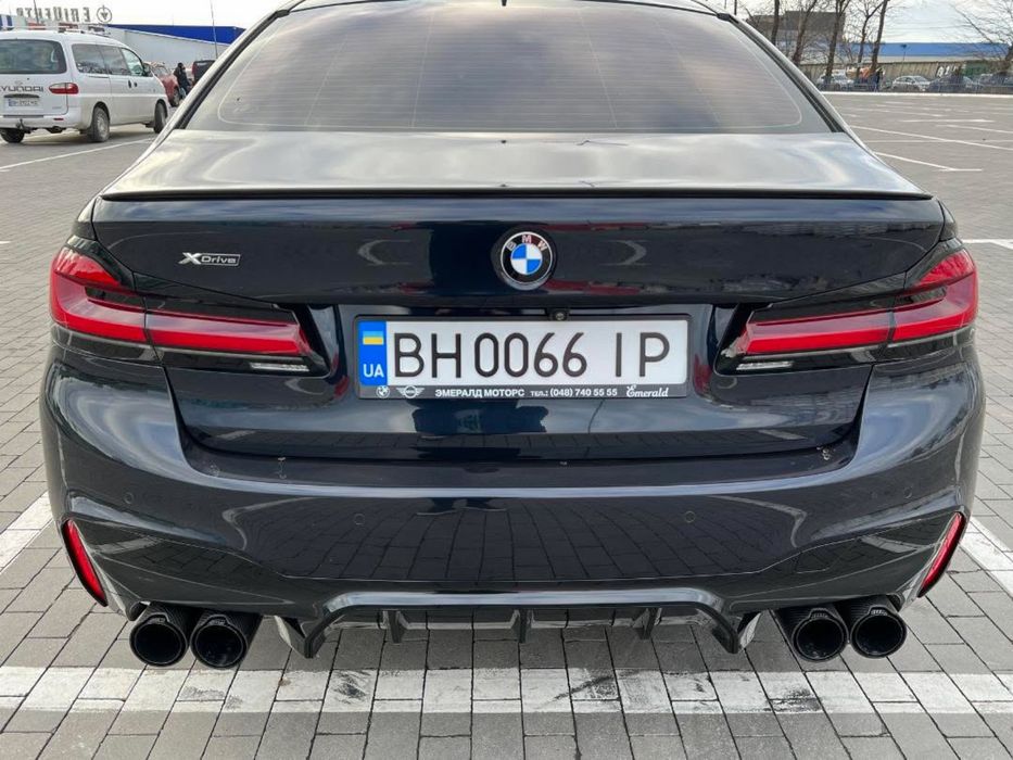 Насадки на BMW, карбонові для F10, G30