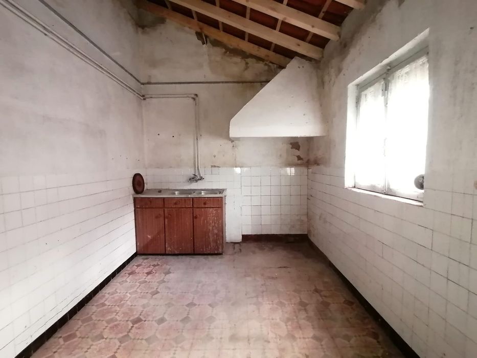 Casa de campo na zona de Condeixa a nova