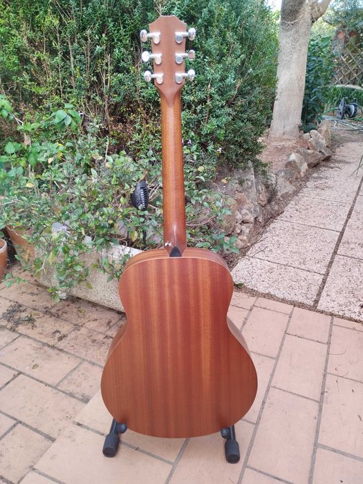 Taylor GS Mini 3/4 Mahogany Acoustic Electric Guitar / Guitarra