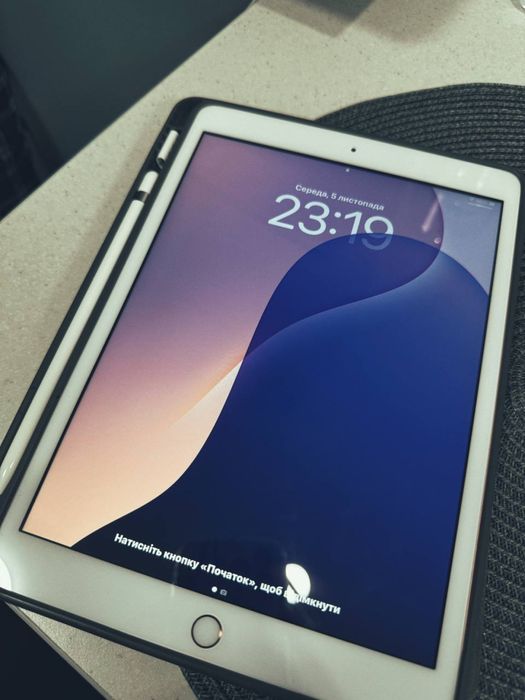 Apple iPad 10.2” (2019)  128GB, Wi-Fi, колір Gold