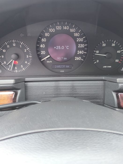 Mercedes E 220 CDI