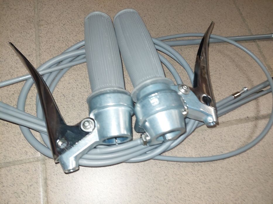 Fabrycznie nowy zzr zestaw manetki biegi gazu linki romet komar sztywn