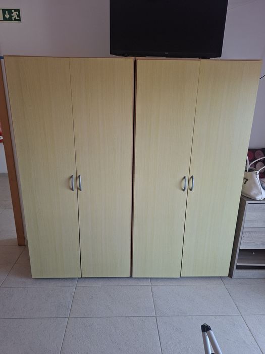 2 armários de roupa conforama