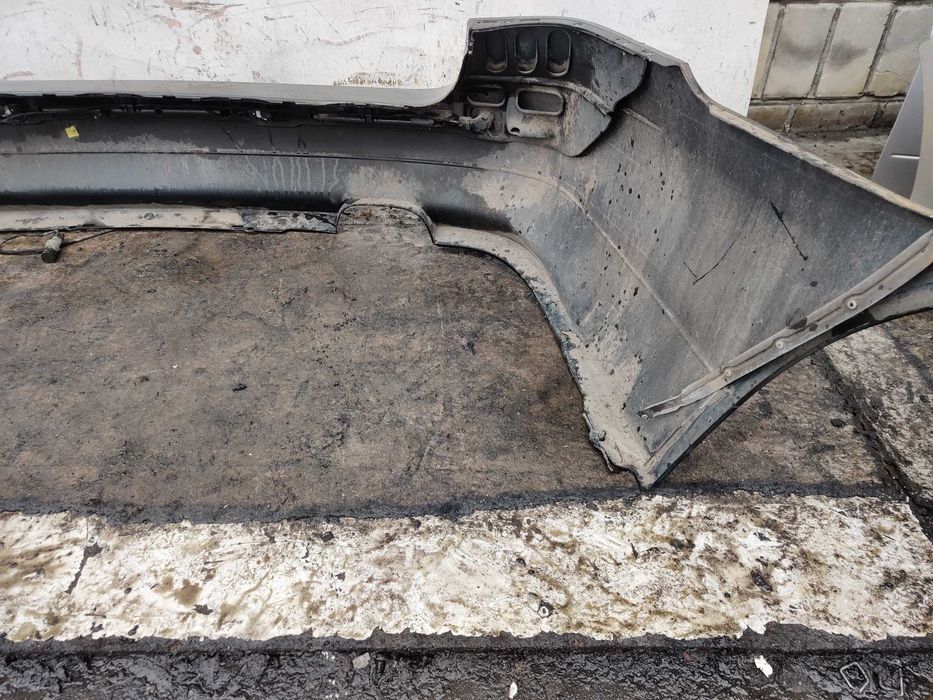 BMW E60 E61 Zderzak Tył Tylni Czarny