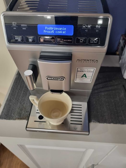 Ekspres do kawy Delonghi Autentica cappuccino