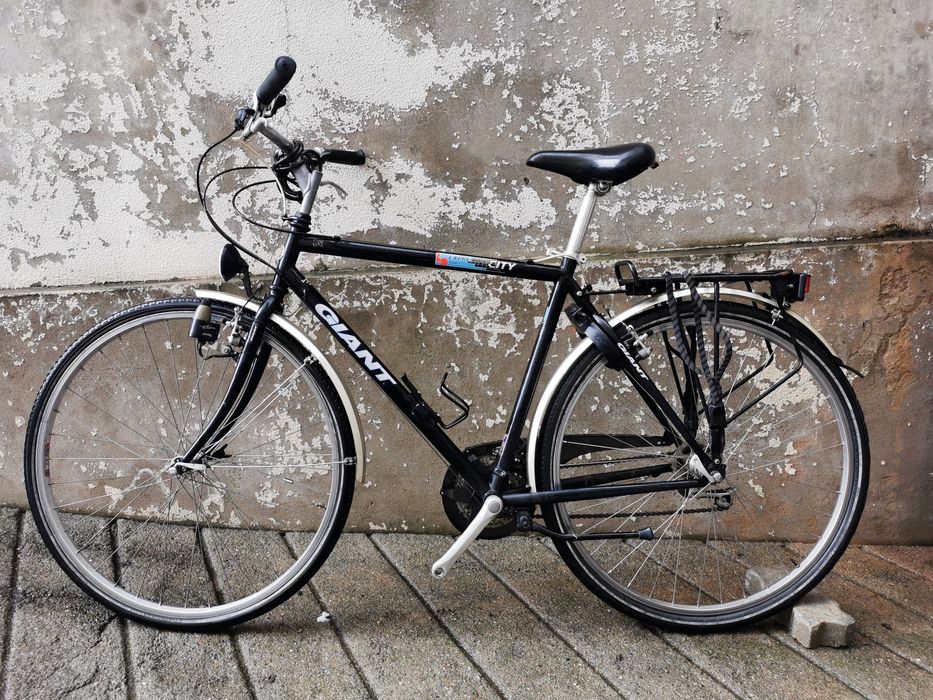 Bicicletas de cidade Giant roda 28 e CBF roda 26