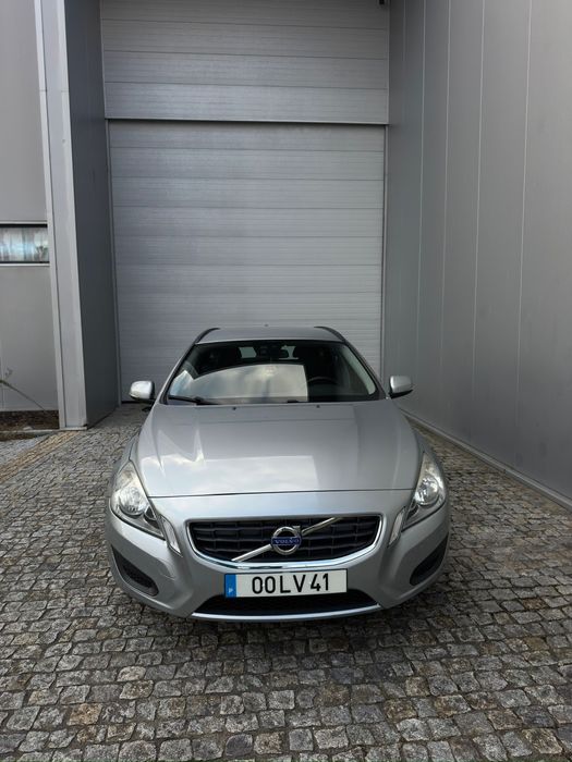 Volvo v60 1.6d 2011