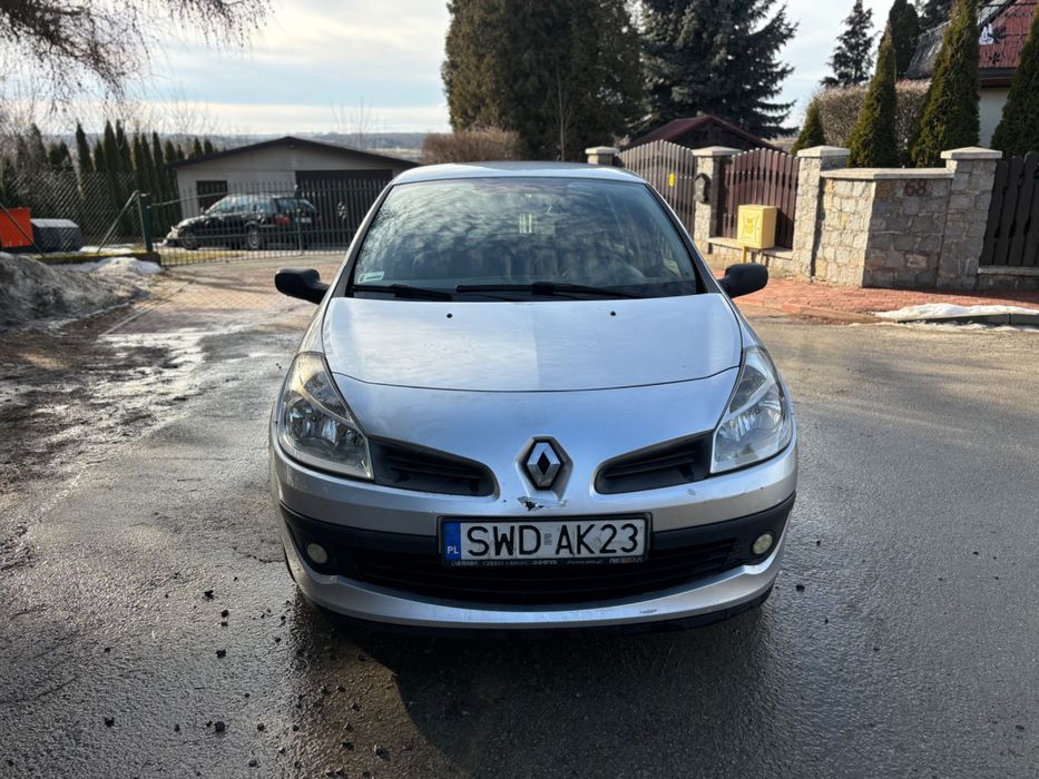 Renault Clio 1.2 benzyna 2005 rok