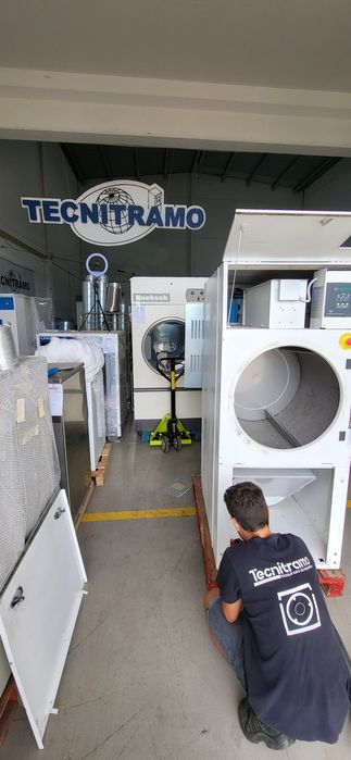 Maquinas de secar industrial 40kg self service lares hoteis