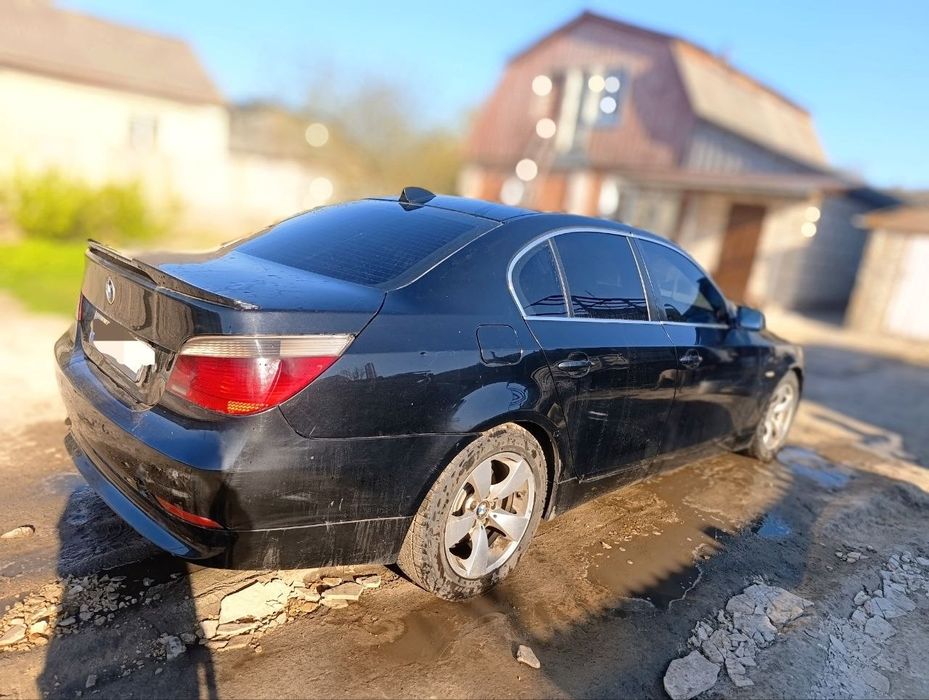 Запчастини на BMW e60