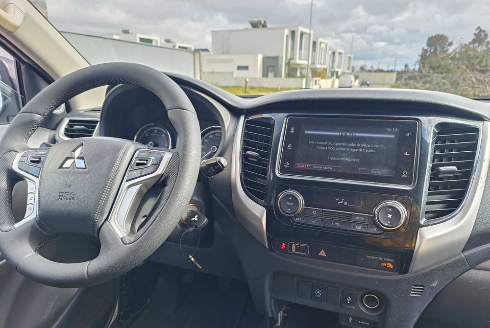 Mitsubishi L200 Instyle Strakar