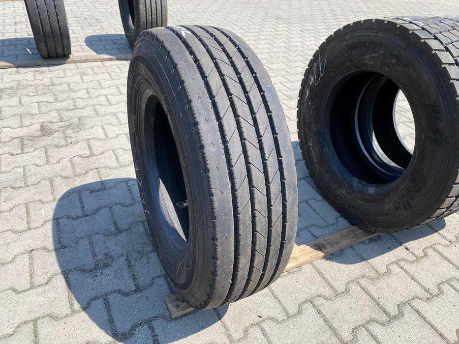 Opona używana ciężarowa prowadząca 245/70R17.5 SAILUN SAR1 / 11-12mm
