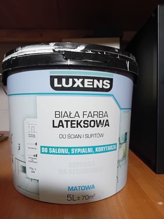 Farby lateksowe - różny stan zużycia