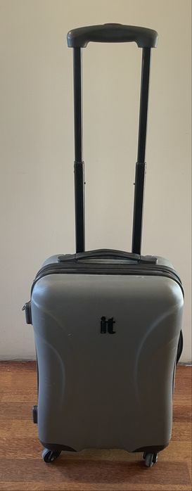 Walizka kabinowa IT Luggage