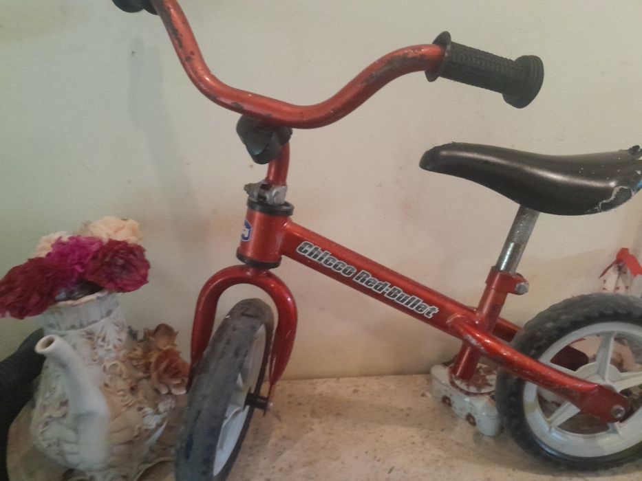 Bicicleta CHICCO DE 3/ 4 ANOS 10€