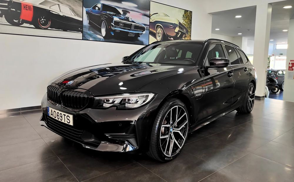 BMW 320 e Line Sport Auto