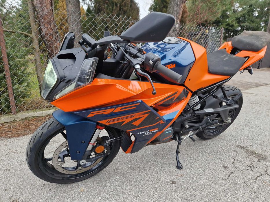 KTM RC 125 niski przebieg wydech Acrapovic 2024 Kawasaki Z125