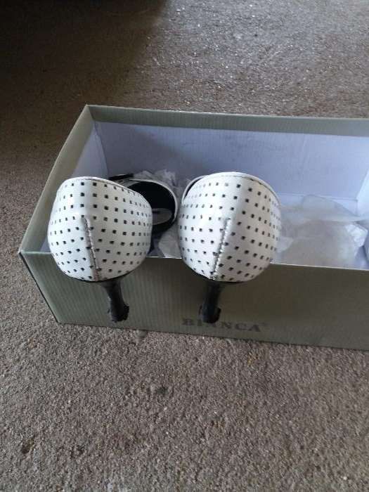 2 pares de sapatos de salto super elegantes-baixa de preço