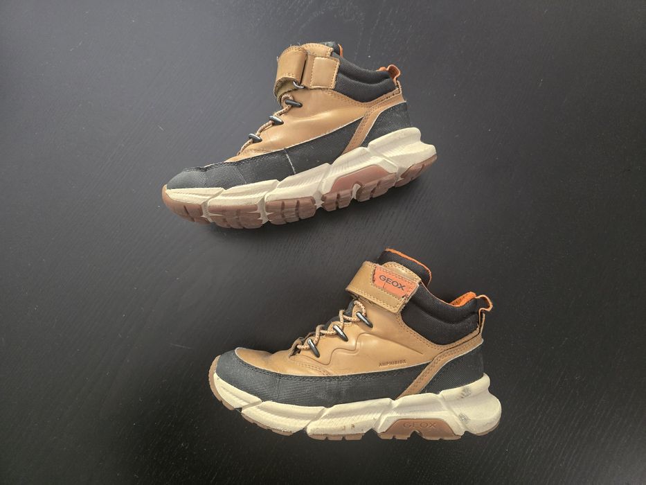 33 / Botas Geox Impermeáveis