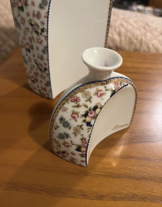 Conjunto 2 jarras royal porcelain assinadas