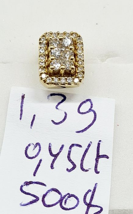 Продам золотые серьги с бриллиантами