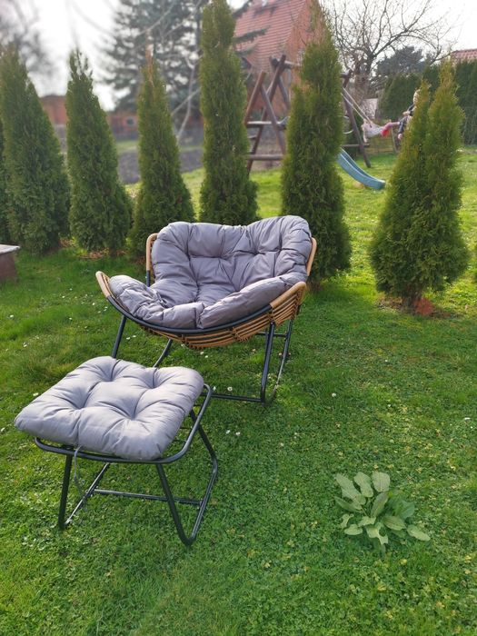 Fotel bujany z podnóżkiem hit na 2024 na taras pokoju ogrodu