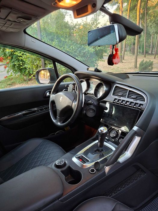 Продаю Peugeot 3008