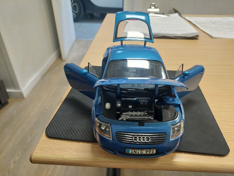 Miniaturas Audi TT Coupe/ Cabrio