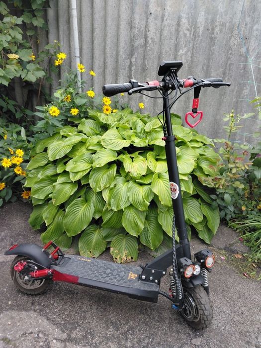 Продам электросамокат KugooKirin M4 Max+