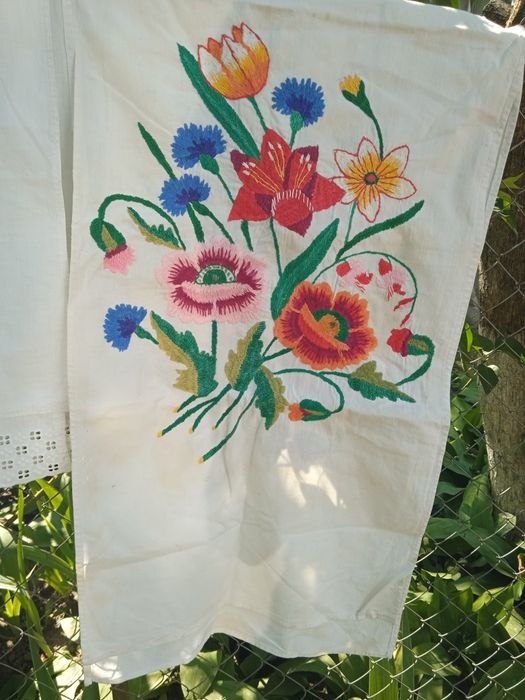 Продам вишиті рушники