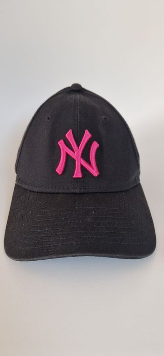 Czapka New Era czarna różowa yankees 9 Forty