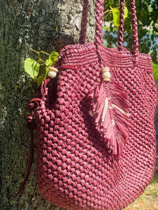 Сумка жіноча містка, плетена з рафії ( fibranatura raffia колір 116-03 какао)