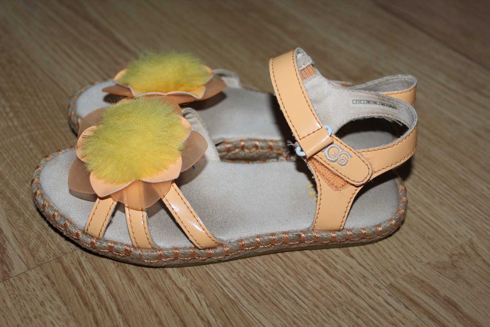 Дитячi сандалi UGG Cactus flower