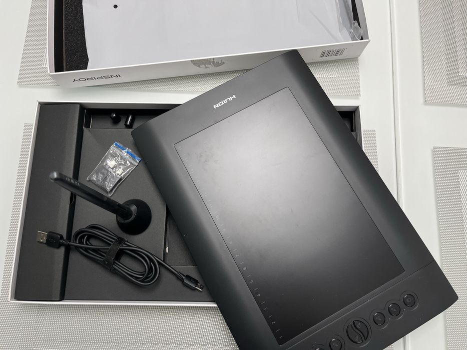 Графічний планшет Huion H610 pro v2