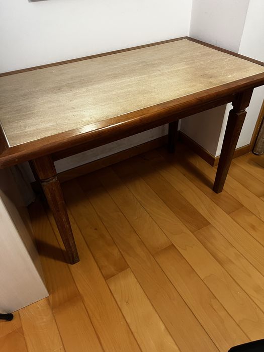 Mesa madeira com tampo de marmore