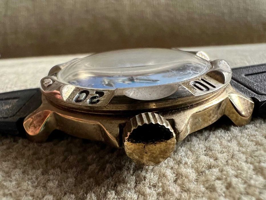 Komandirski zegarek mechaniczny